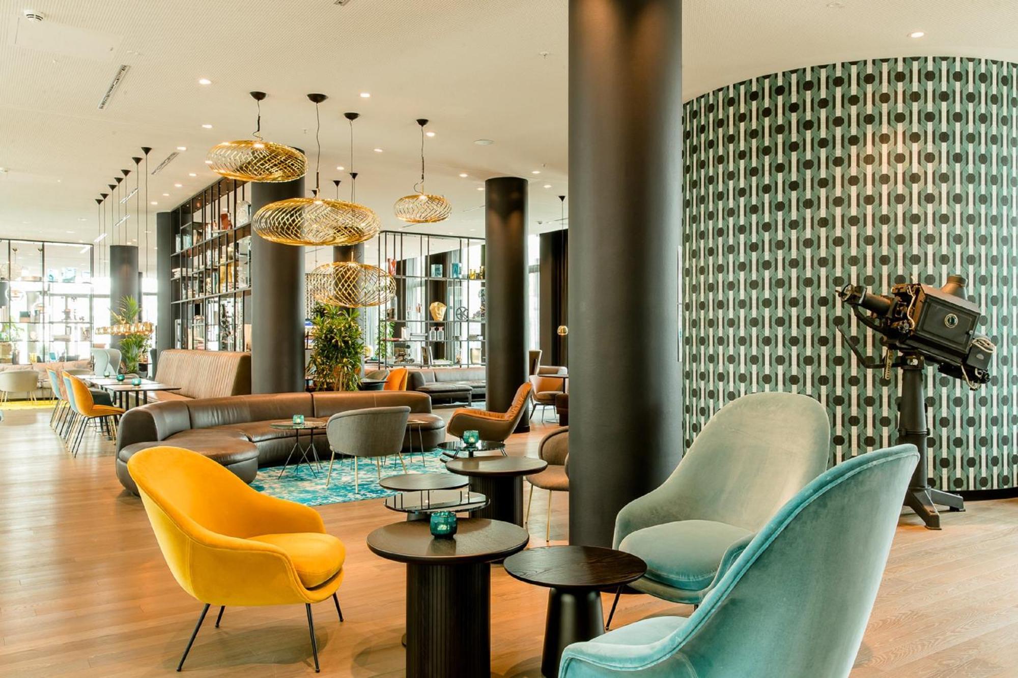Motel One Koeln-Messe Екстериор снимка