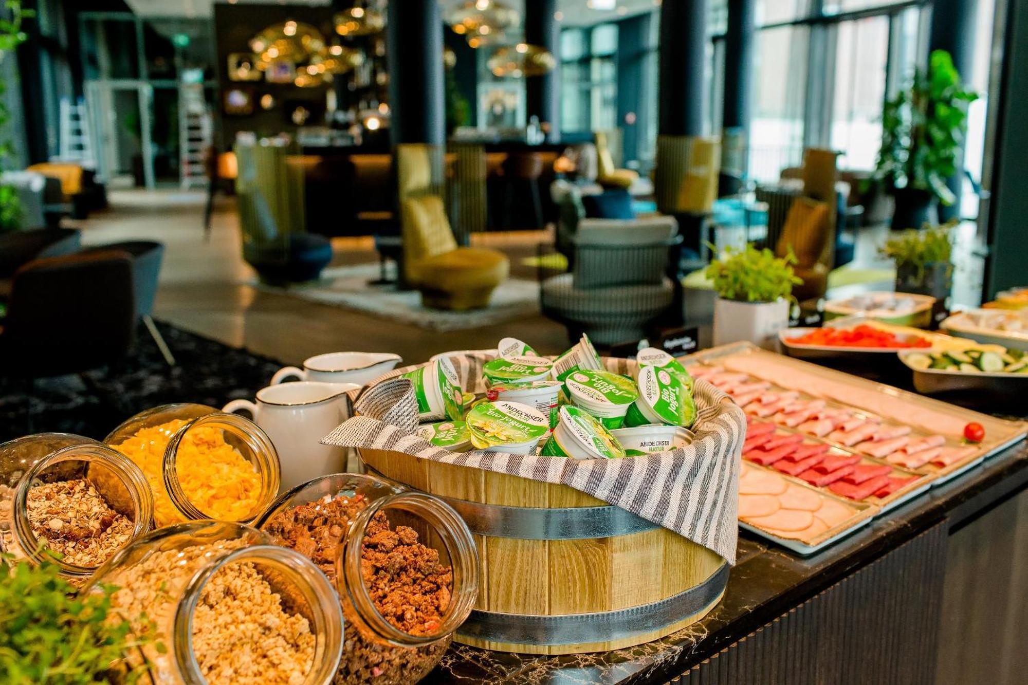 Motel One Koeln-Messe Екстериор снимка