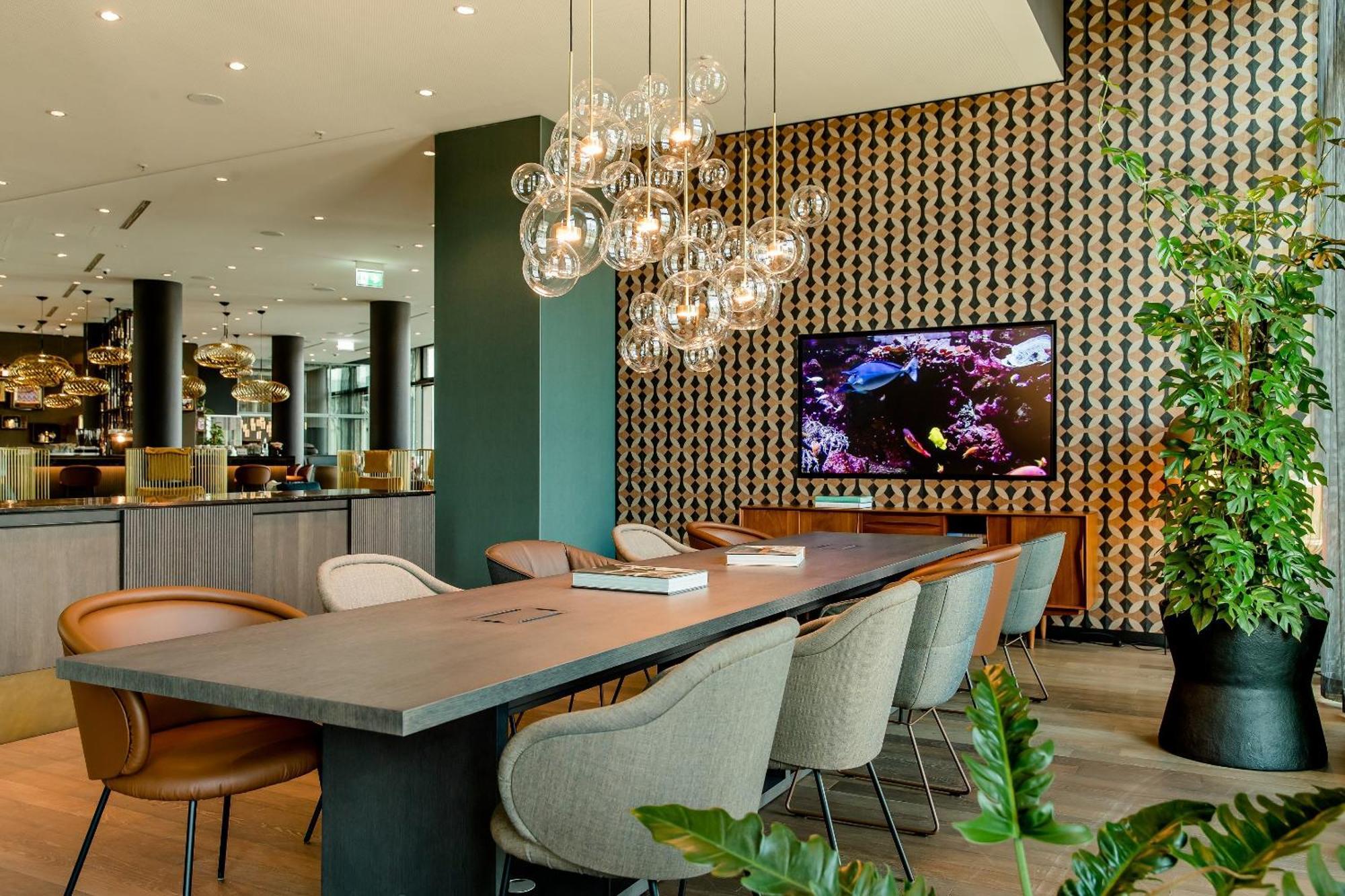Motel One Koeln-Messe Екстериор снимка