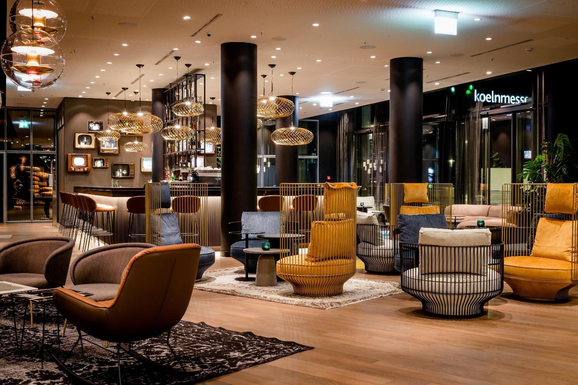 Motel One Koeln-Messe Екстериор снимка
