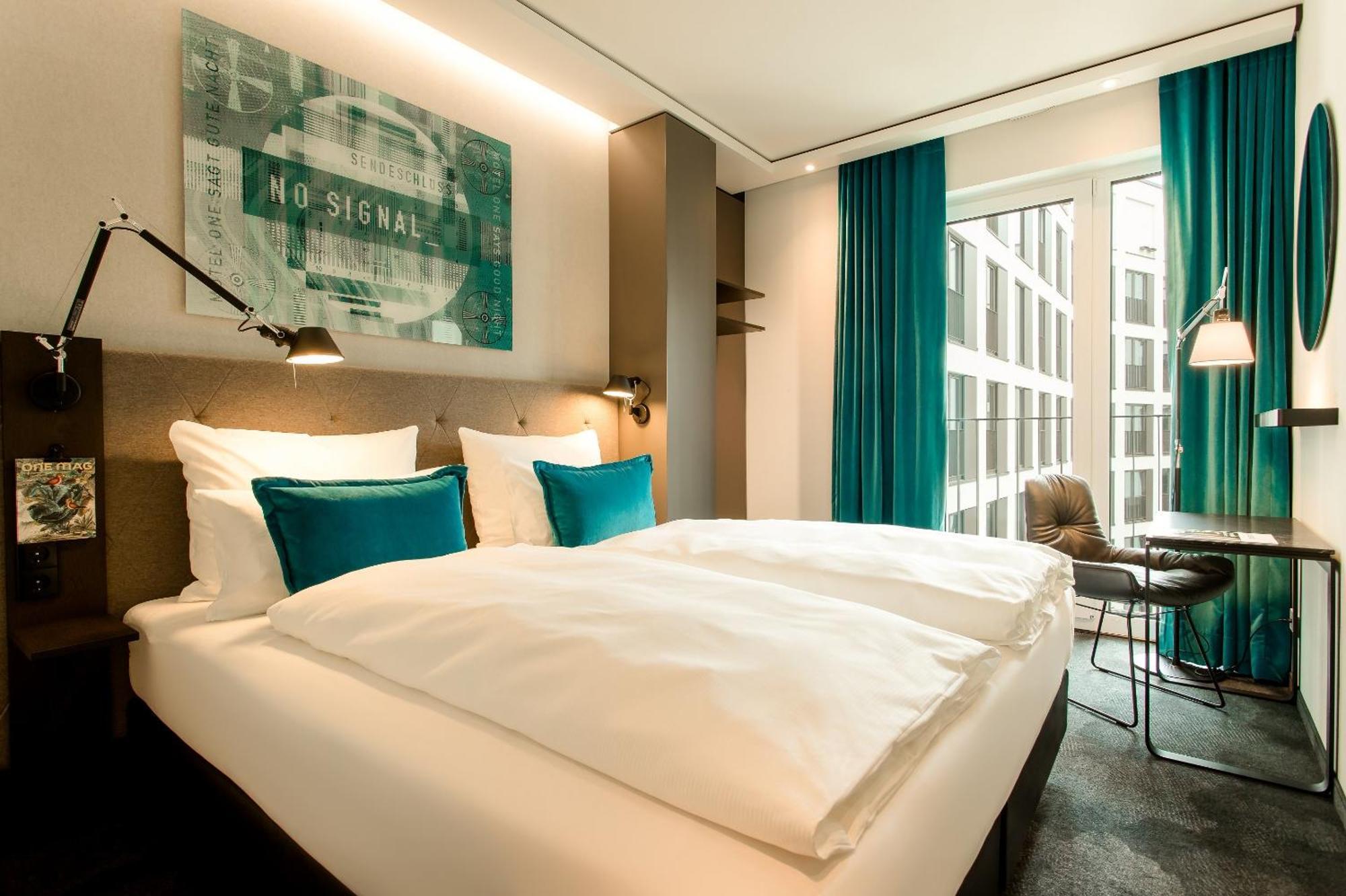 Motel One Koeln-Messe Екстериор снимка