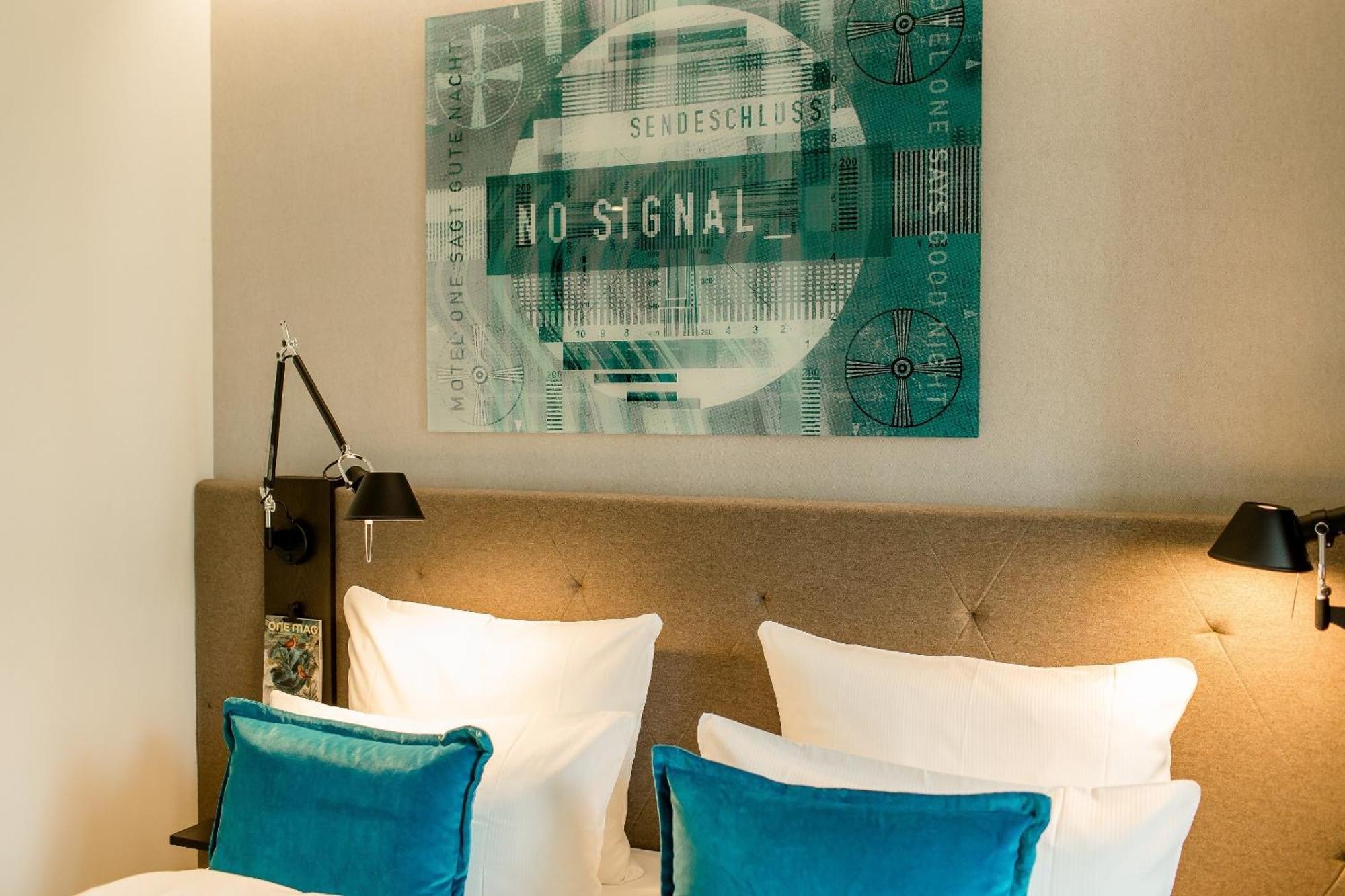 Motel One Koeln-Messe Екстериор снимка