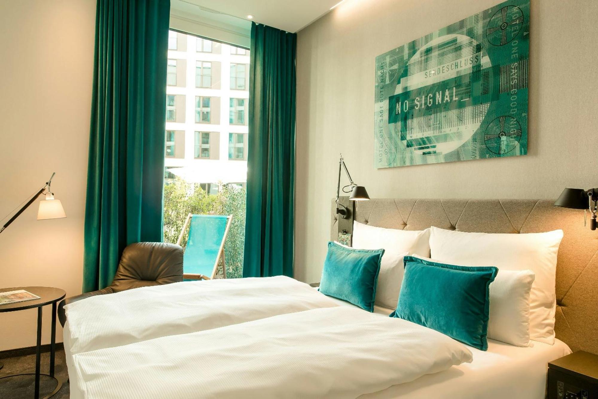Motel One Koeln-Messe Екстериор снимка