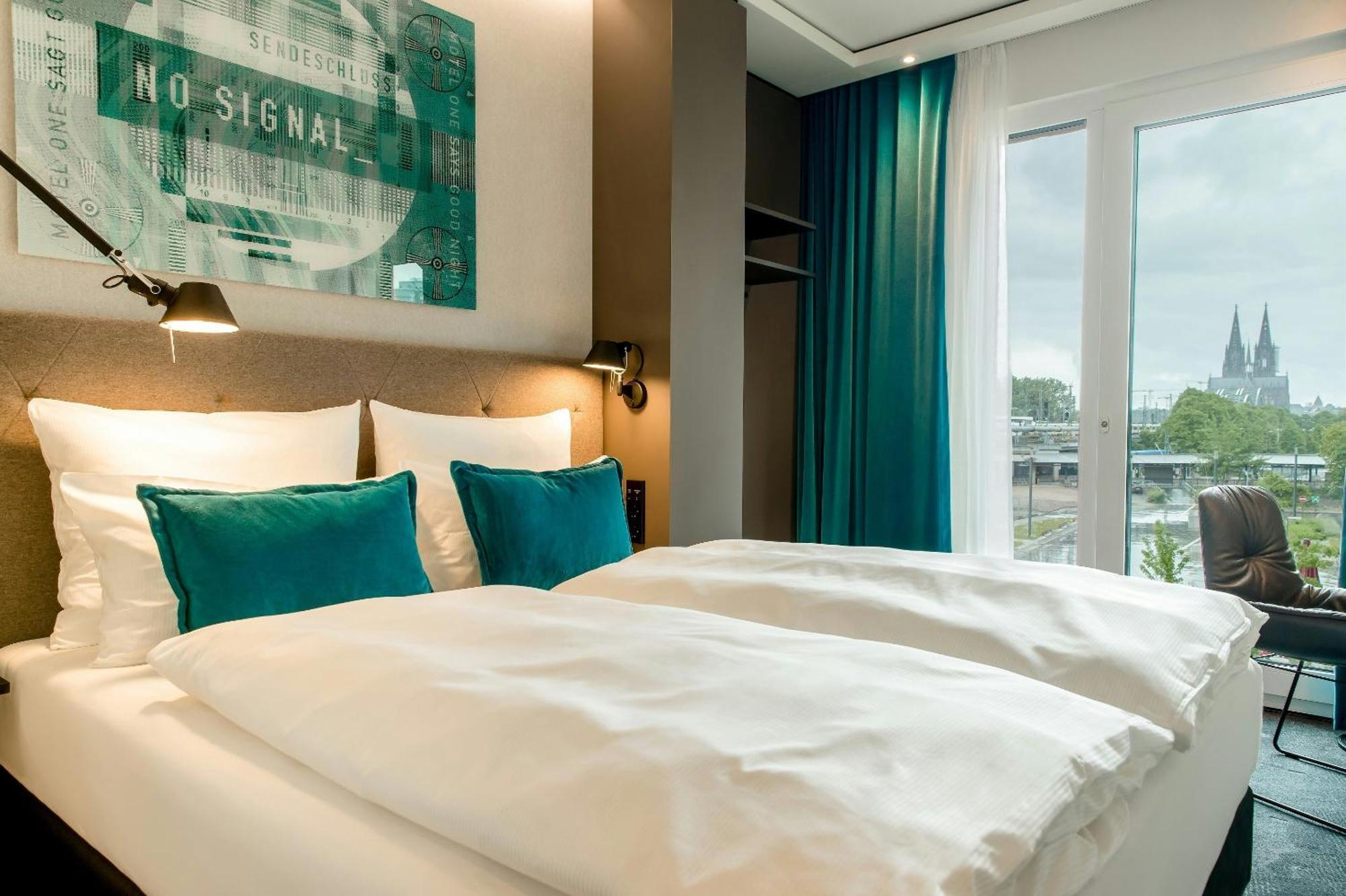 Motel One Koeln-Messe Екстериор снимка